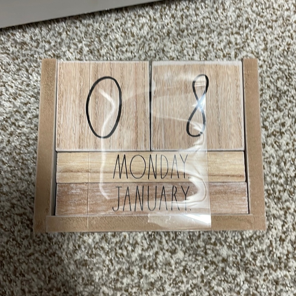 Rae Dunn block calendar